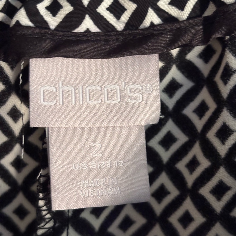 Chico’s Black and White Patterned Pants - Picture 3 of 7